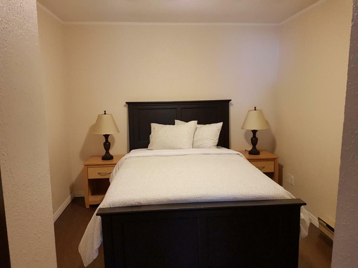 Indoor Comfort In An Outdoor Paradise Sleeps 4- 5 Min To Golf & Ski Lägenhet Kimberley Exteriör bild