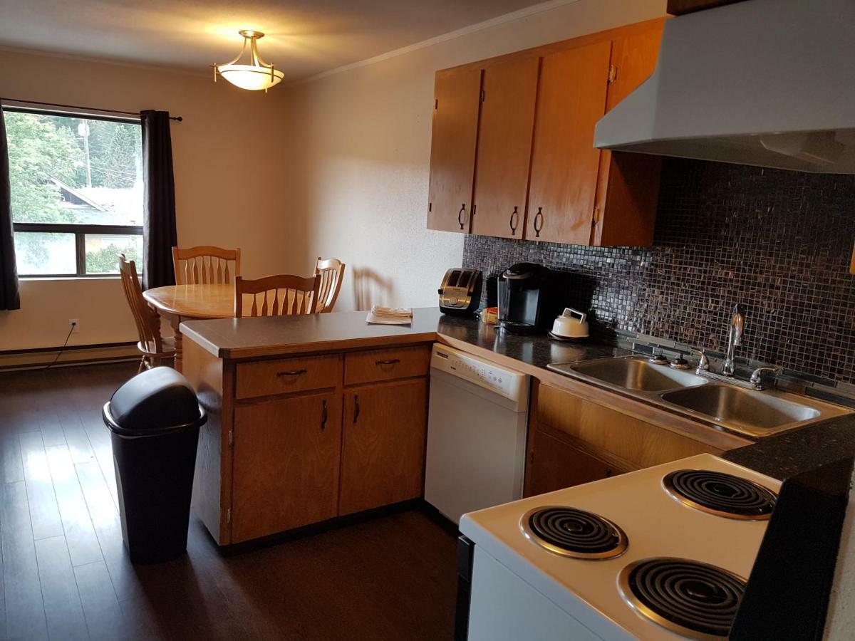 Indoor Comfort In An Outdoor Paradise Sleeps 4- 5 Min To Golf & Ski Lägenhet Kimberley Exteriör bild